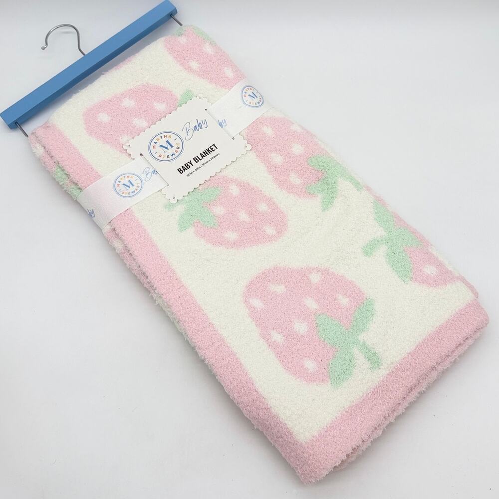 Martha Stewart Pink & White Strawberry Feather Yarn Chenille Baby Blanket NEW
